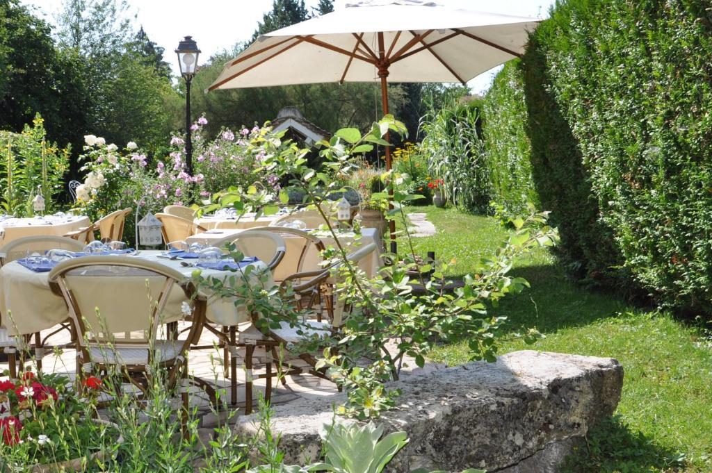 Chitenay Logis Auberge Du Centre מראה חיצוני תמונה
